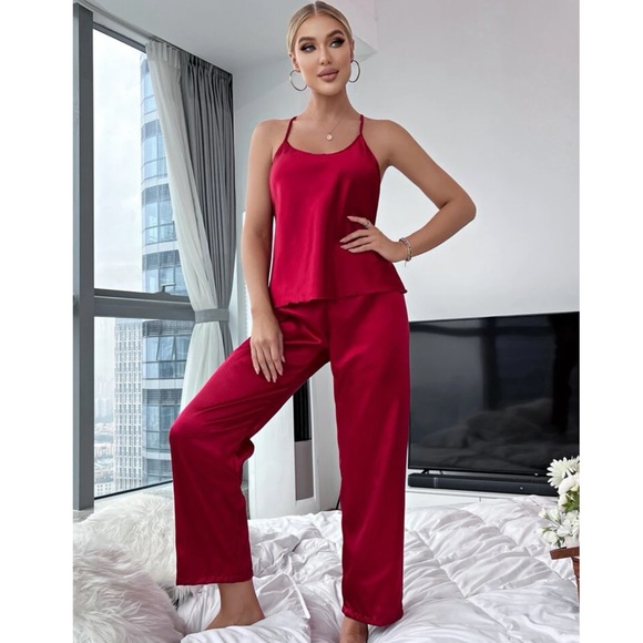 Crisscross Backless Satin Pj Set ☁️ - Picture 5 of 6